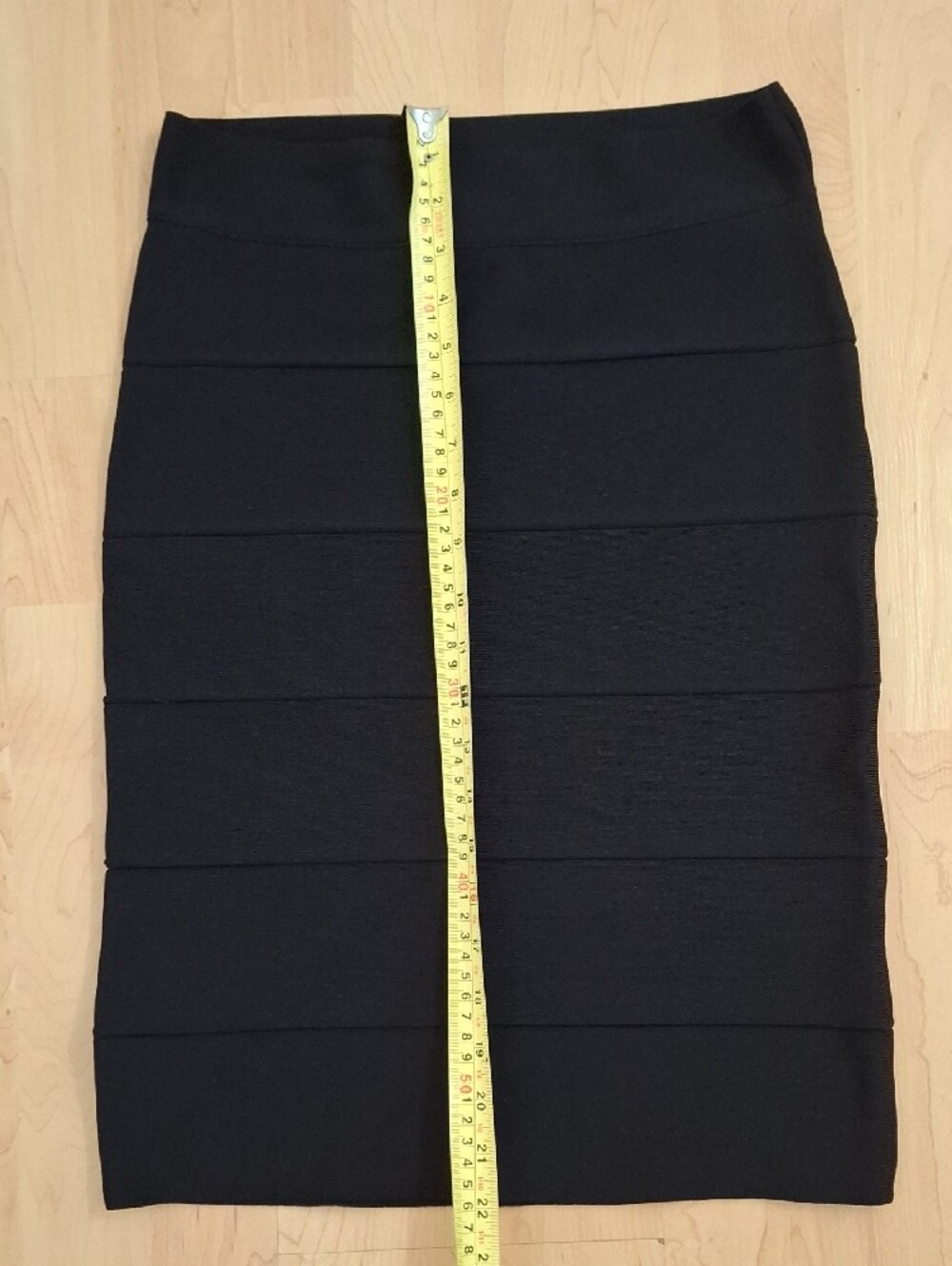 BCBGMaxAzria Black Horizontal Bandage Pencil Skirt Size M - Picture 5 of 7
